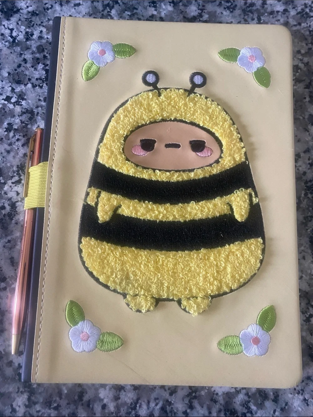 NWOT SMOKO hardcover Bumblebee Plush Patch Notebook with Pen